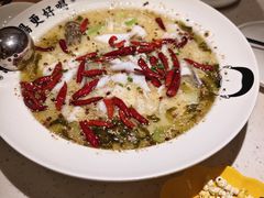 -江渔儿酸菜鱼·拔草餐厅(虎门君乐汇店)