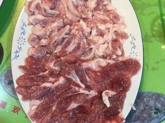 天衣無縫拚一兩肉-华哥新鲜猪精品美食