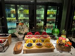 -浅深(世茂滨江精品店)