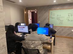 -金夫人化妆摄影职业培训学校