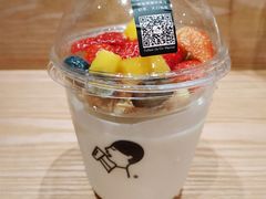 莓莓酸奶杯-喜茶(深圳丰盛町店)