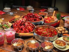 -巴厘龙虾·榜首油焖大虾(音乐学院·沿江酒馆店)