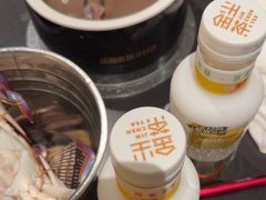 -钱小奴海鲜自助黑金店(杭州滨江龙湖店)