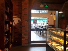 面包甜点陈列柜-星巴克臻选(嘉定疁城国际店)