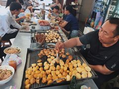 -余庆小吃(小吃一条街店)