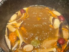 -芸山季·云南山珍菌火锅(人民广场来福士店)