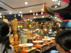 -四海一家自助餐(益田假日广场店)