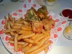 -春树下·树屋花房西餐厅(罍街AS1980店)