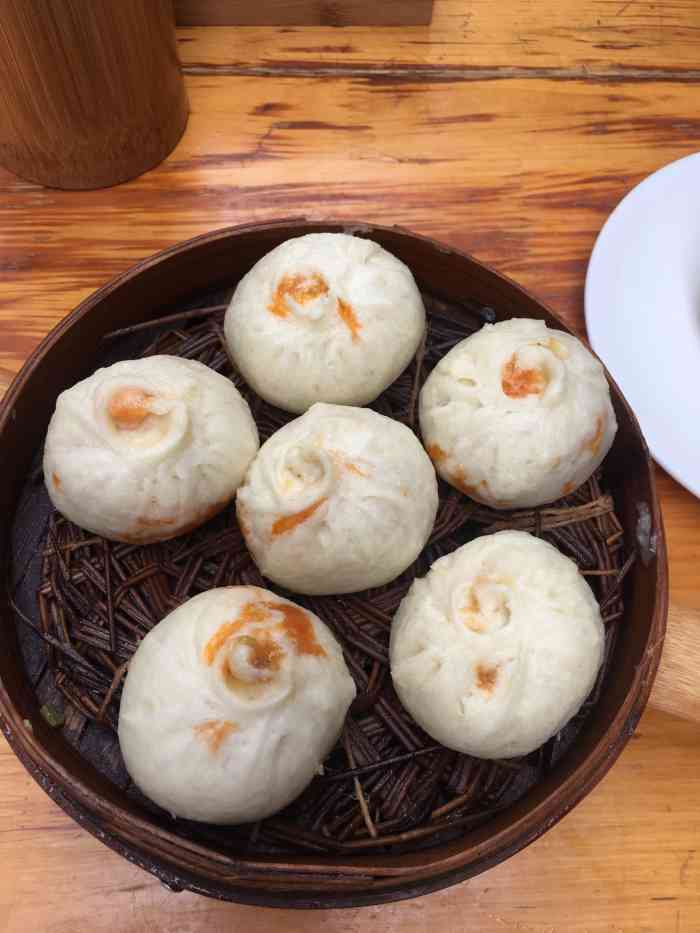 哈笼包子(中心广场店)-"味道很好,很不错,牛肉小包微辣微辣的.