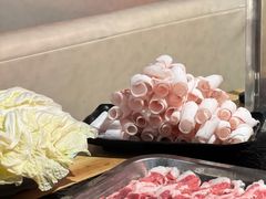 热气羊肉-京炭铜锅涮肉·羊蝎子·羊肉炉(保利·时光里店)