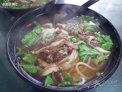 砂锅米线-砂锅米线