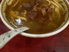 -金杨拉面王小吃面馆·牛三宝面·红烧牛肉粉