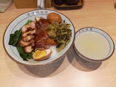 狮头牌鹅肉拼五花肉饭-狮头牌卤味研究所·卤味饭(花城汇南区店)