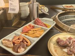 -梨花甄选自助烤肉(小寨原力场店)