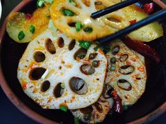 -二孃鸡爪爪(东郊记忆店)