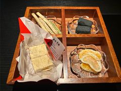 餐前果干-花潮料理艺食馆(成都万象城店)