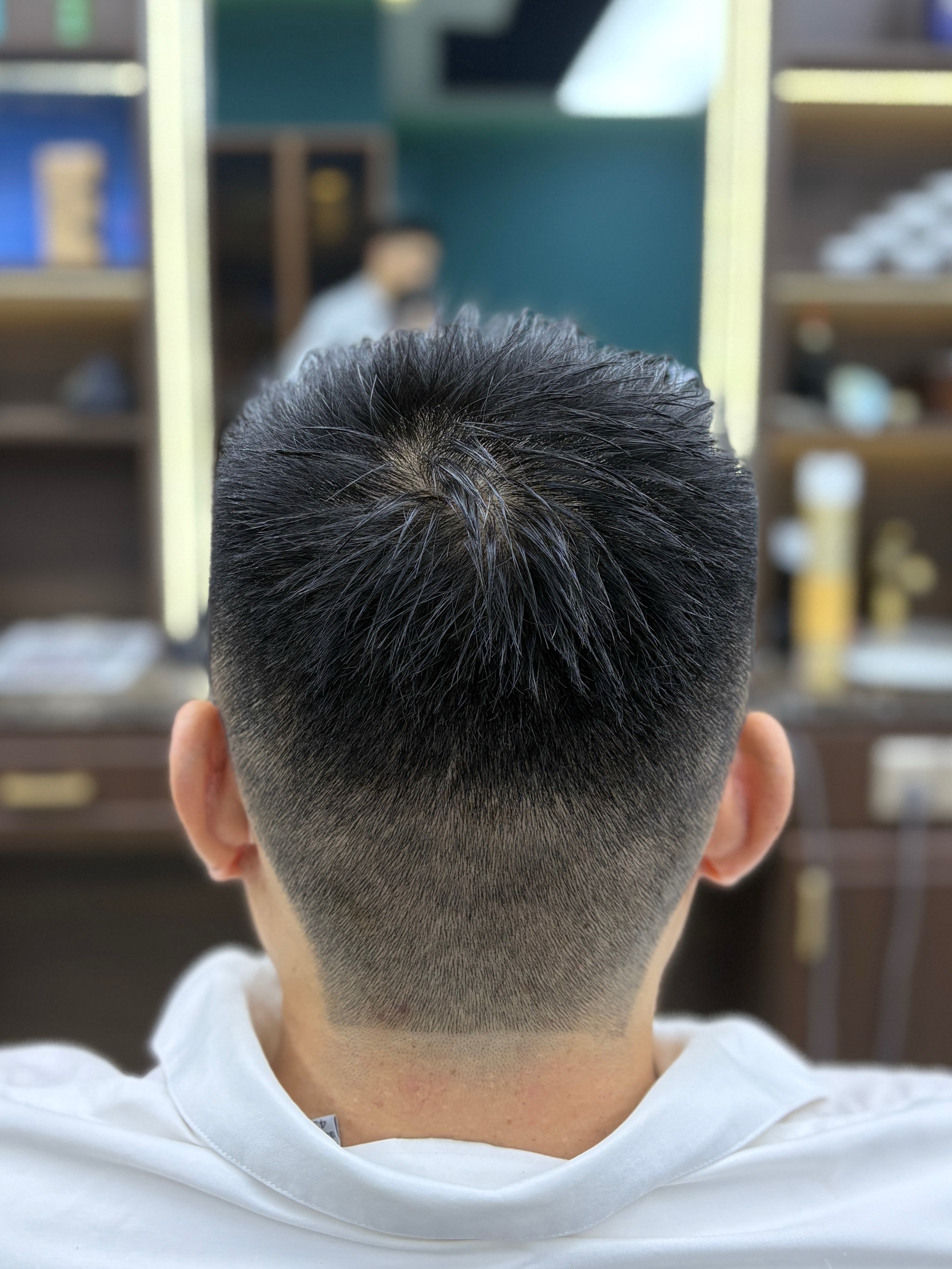 剪出男士的简约魅力