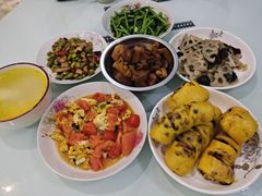 -悦芽照护月嫂+育儿嫂(杭州店)