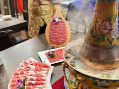 -爱新觉罗福臨火锅馆(万科滑雪场店)