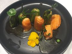 牛油果木瓜手卷-玉玲珑(陆家嘴店)