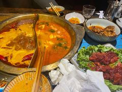 -房子红了鱼豆花重庆老火锅(广厦学院店)
