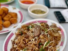 干炒牛河-东鑫记港式茶餐厅(南京东路店)
