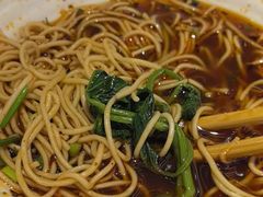 -犟一碗双椒鸡面(得意世界店)