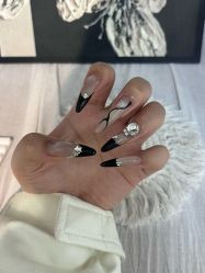 -美画轻奢美甲美睫