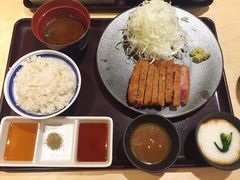 -牛カツ京都勝牛(河原町蛸薬師店)
