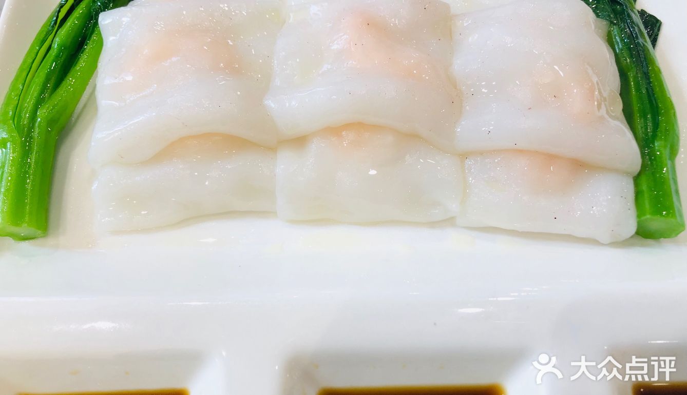 蘸了排骨的肉香带点儿咸味口感很好
