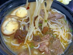 -花溪巷牛肉粉(泉城路店)