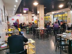大堂-牛一煲美食(江高店)