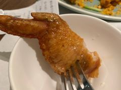鲜虾胶酿脆皮鸡翅-港丽餐厅(杭大店)