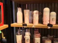 零售区-星巴克(北京复兴路店)