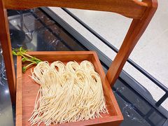 -红鼎豆捞·非遗鲍皇汤火锅(宝丰路店)