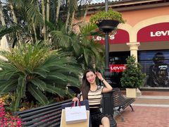 -佛罗伦萨小镇广佛名品奥特莱斯(疏港路店)