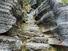 -梭布垭石林景区