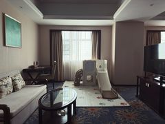 -粤海酒店-旋转餐厅