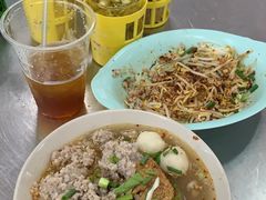 鸡蛋面mix冬阴功-榮泰米粉湯(Left Shop)