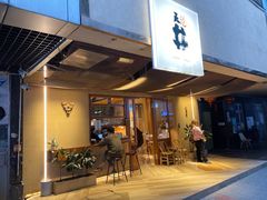 门面-天井·丑面包搭咖啡