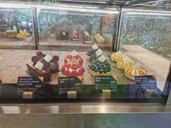 -LUNEURS月乐诗·烘焙甜品(华山路店)