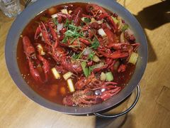 香辣小龙虾-别院里音乐餐酒吧(双流航空港店)