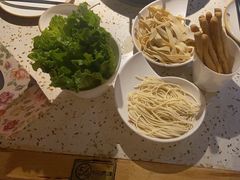 -花田里捞牛火锅(天润店)