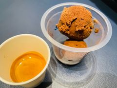 巧克力冰淇淋-LAVAZZA 拉瓦萨咖啡(北外滩来福士店)