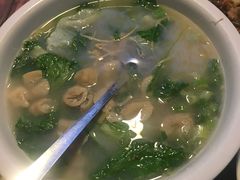 -茅屋大酒店