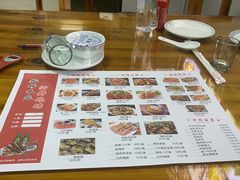 -兆辉木炭海鲜烧烤·海鲜小炒