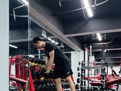 -坚果健身24小时工作室(定西路店)
