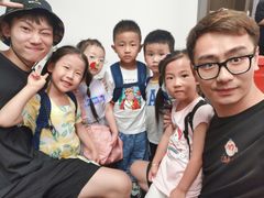 -猴有戏教育戏剧·音乐剧·主持口才·演讲朗诵辩论(环球港华师大校区)