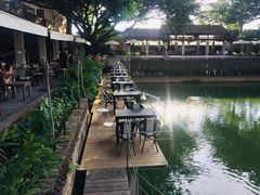 -喜洲吧·江畔老船厂·庭院餐厅(喜临院店)