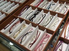 -广州宝岛眼镜武汉和光眼镜市场西区店